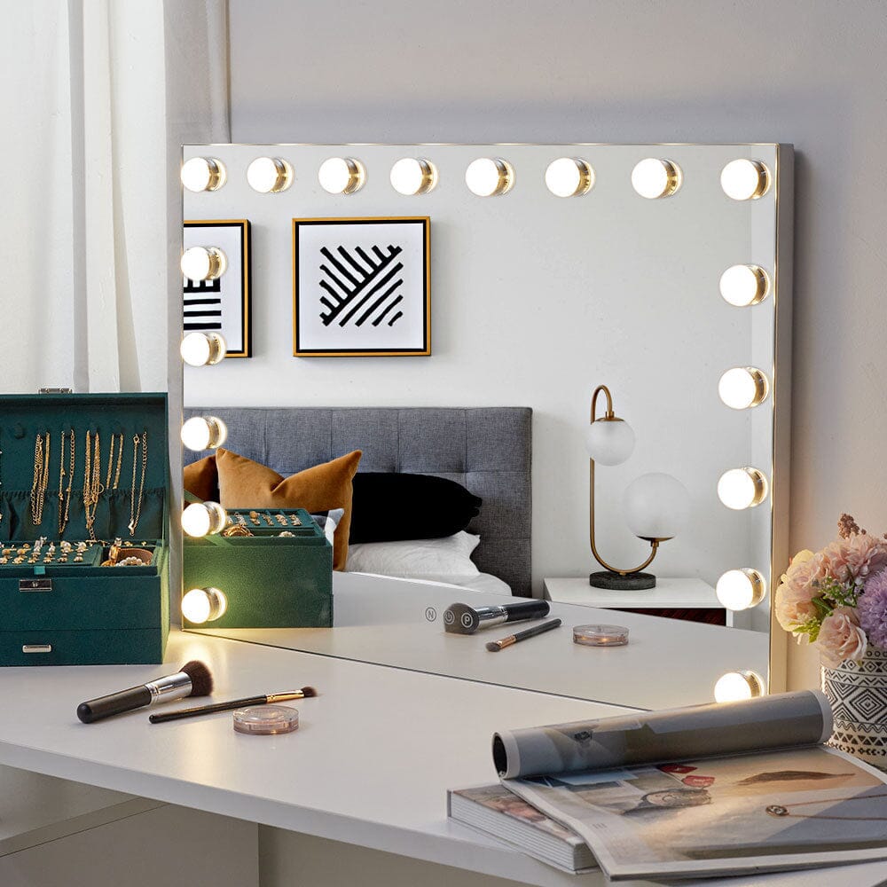 70cm W Rectangle Hollywood Vanity Mirror with 18 Dimmable LED Bulbs LED Make Up Mirrors Living and Home