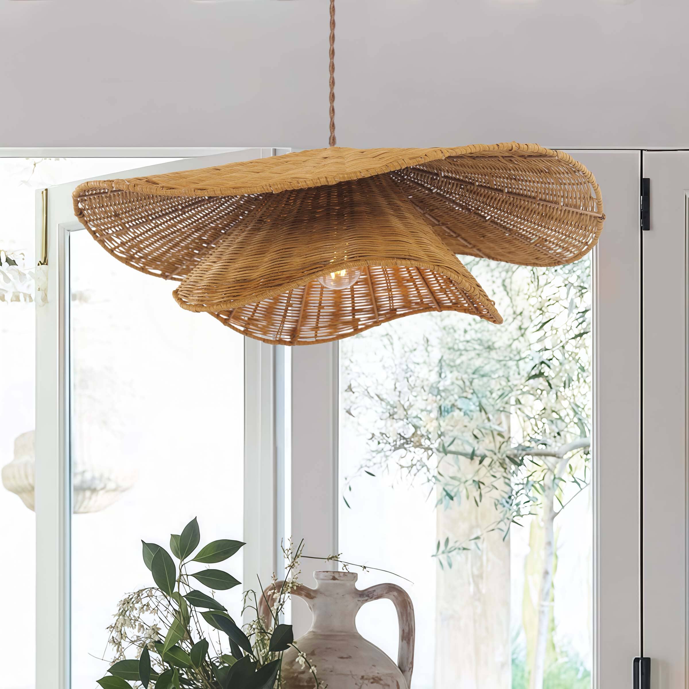 Lightsin Woven Rattan and Iron Pendant Light – Organic Ceiling Pendant Light for Dining Room, Living Room, and Modern Rustic Interiors Lightsin UK 
