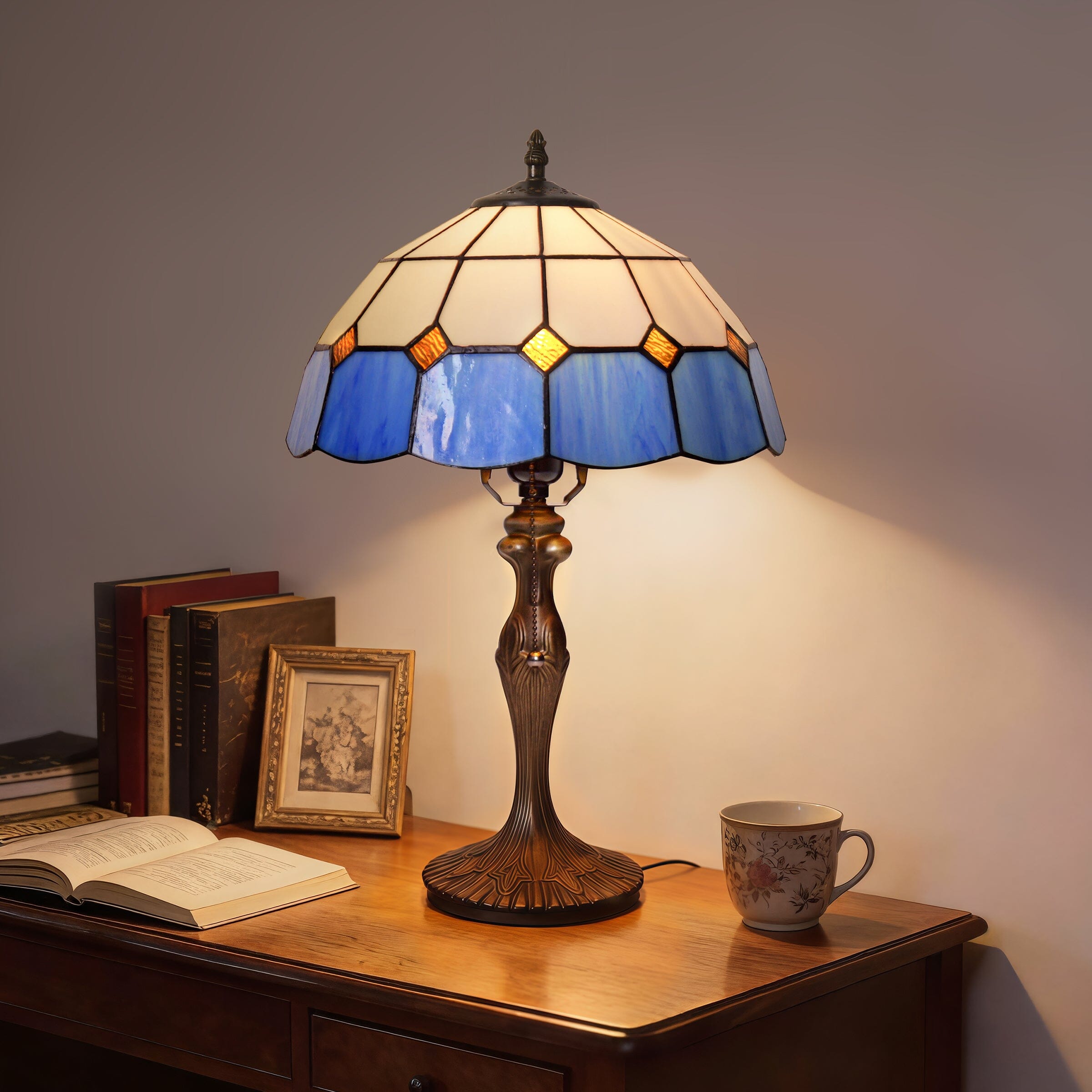 Lightsin Tiffany Table Lamp | Handcrafted Stained Glass Block Series Lightsin UK 