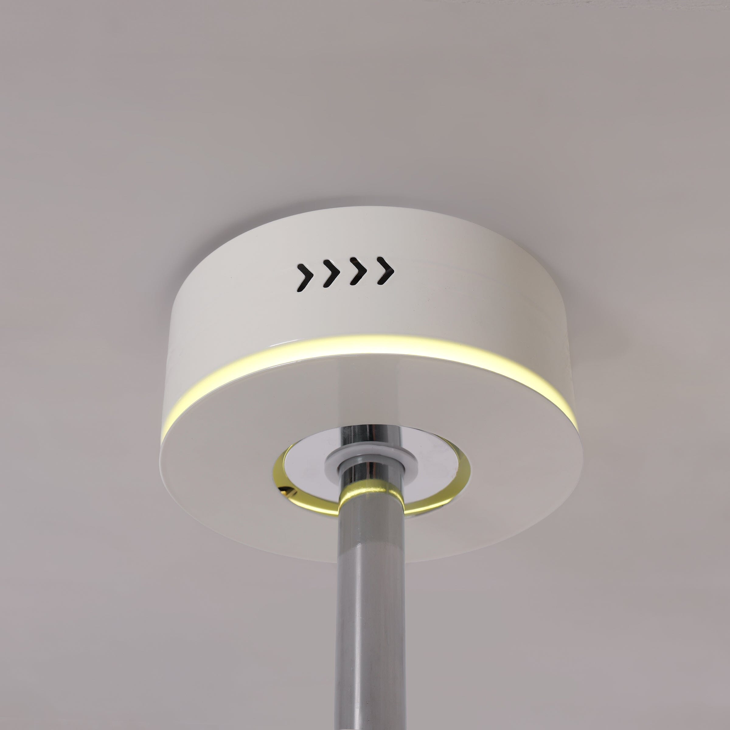 White 48 Inch Reversible LED Ceiling Fan Light with Remote Lightsin UK 