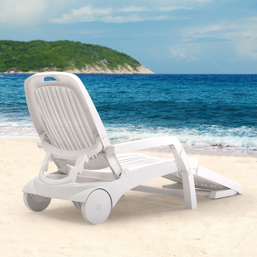 W Outdoor Folding Lounge Chair Recliner with Wheels