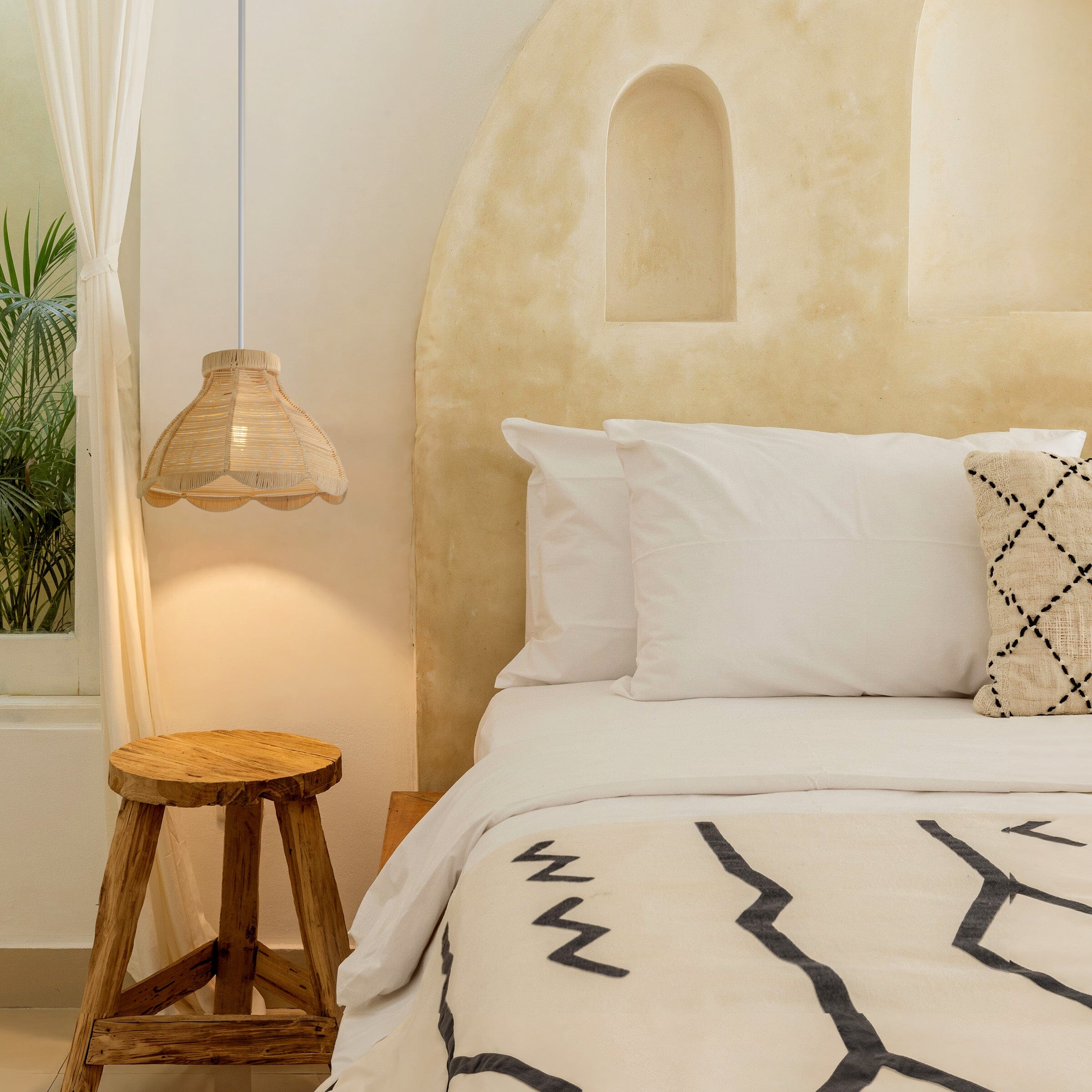 Lightsin Japanese-Inspired Petal Bloom Rattan Woven Pendant Light Lightsin UK 