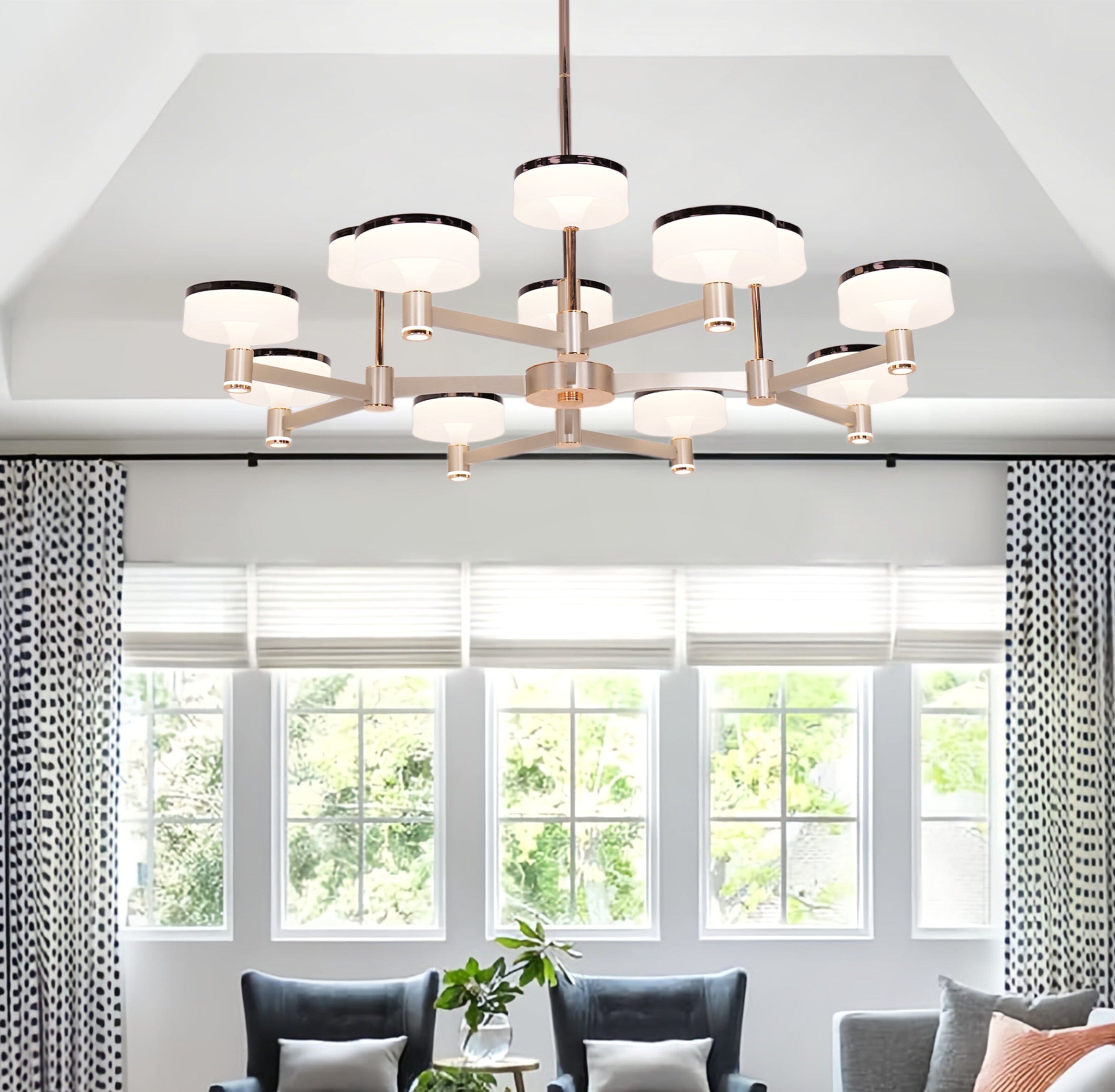 Lightsin Aluminum Acrylic Chandelier with Three-Color Changing Lightsin UK 