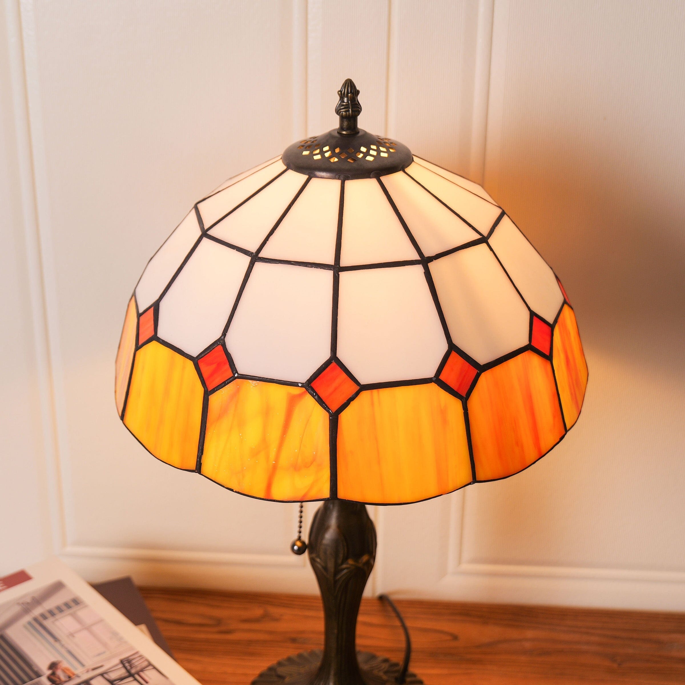 Lightsin Tiffany Table Lamp | Handcrafted Stained Glass Block Series Lightsin UK 