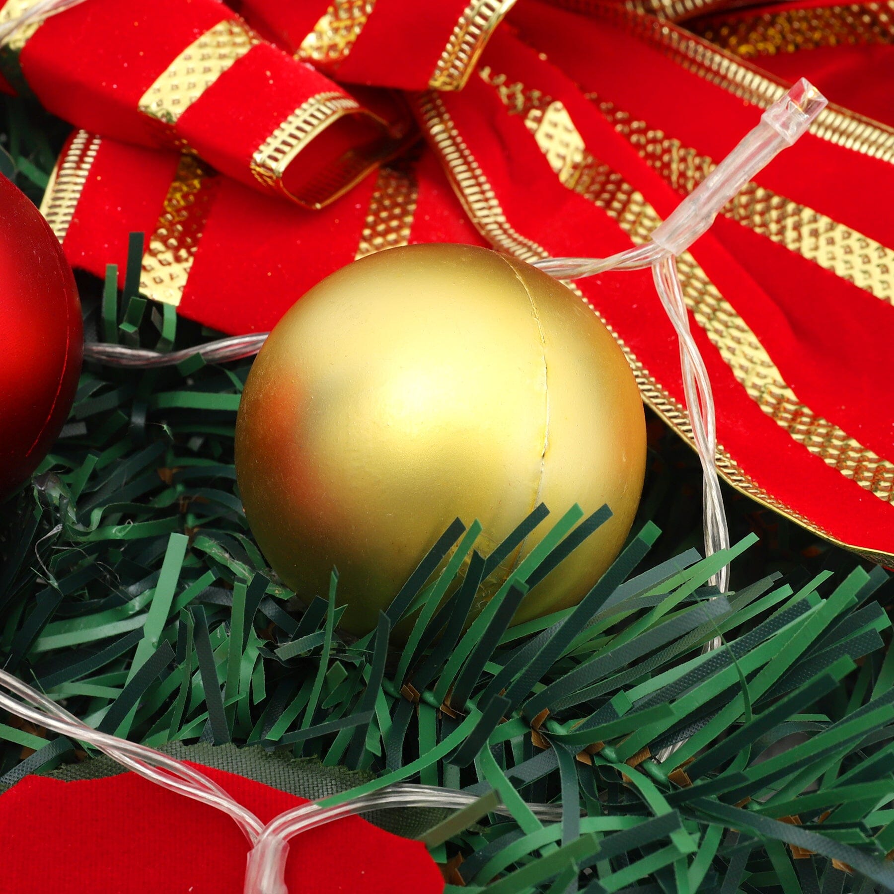 Christmas Rattan Garland 1.8m with 250 Rattan Branches, Bows, Christmas Balls, and Greenery Living and Home 